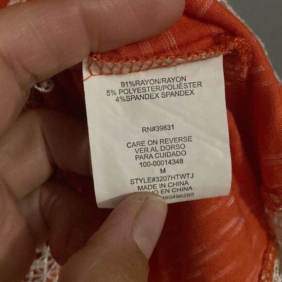 Takara Open Back Coral Top Blouse Crochet Lace Trim Hem Size Medium - Picture 6 of 6